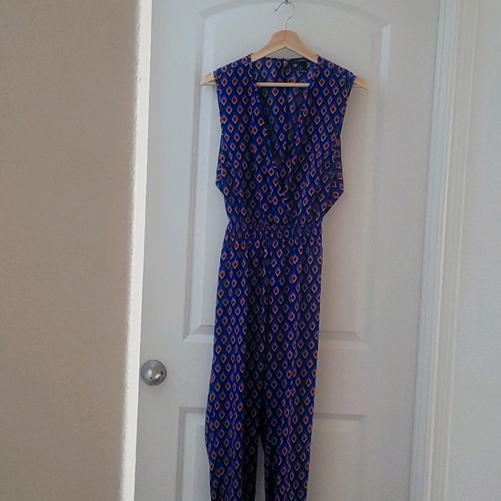 Printed backless jumpsuit